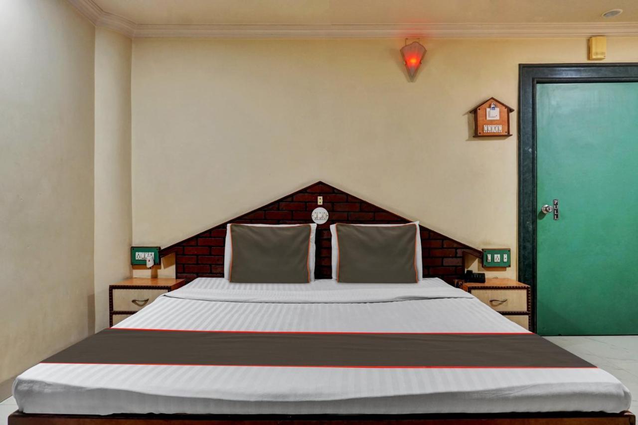 Collection O Shiv Inn Пуне Екстер'єр фото