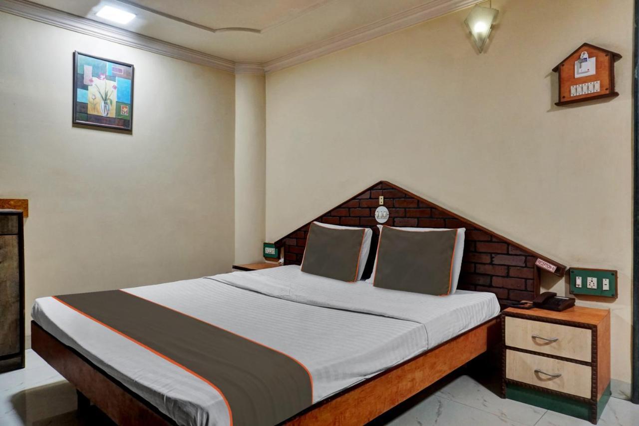 Collection O Shiv Inn Пуне Екстер'єр фото